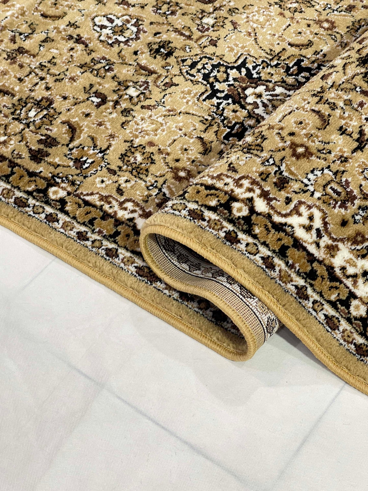 Beige Persian Polypropylene Woven Runner.
Size : 2.6 ft width x 6.6 ft length
(80 cm x 200 cm)