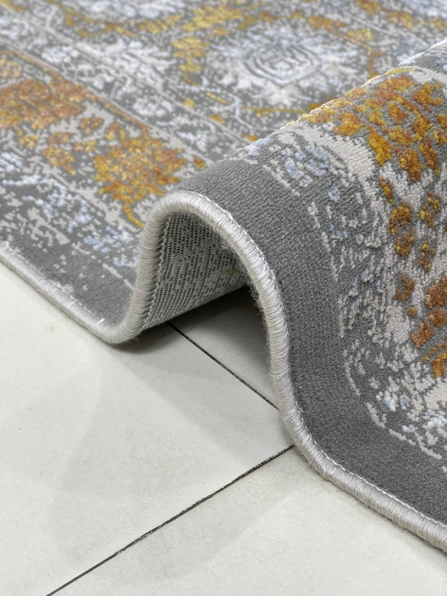 Irani viscose Rug , Woven Back
Article-317-Grey , Rust
Size : 3 ft width x 5 ft length (100 cm x 150cm)