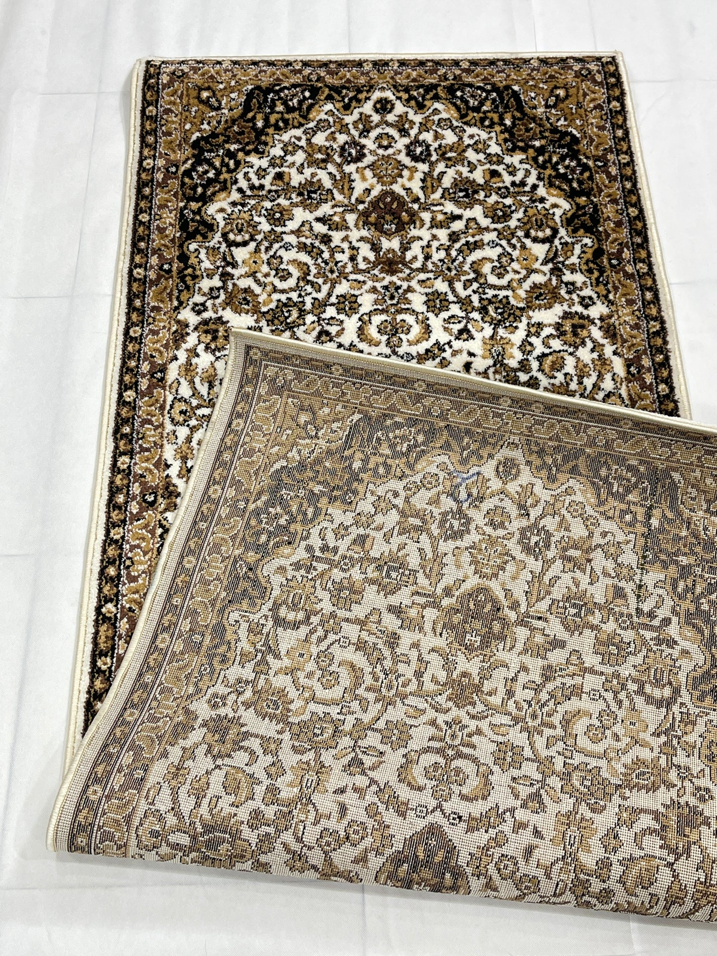 Off white Persian Polypropylene Woven Rug.
 Size : 2.6 ft width x 6.6 ft length
 (80 cm x 200cm)