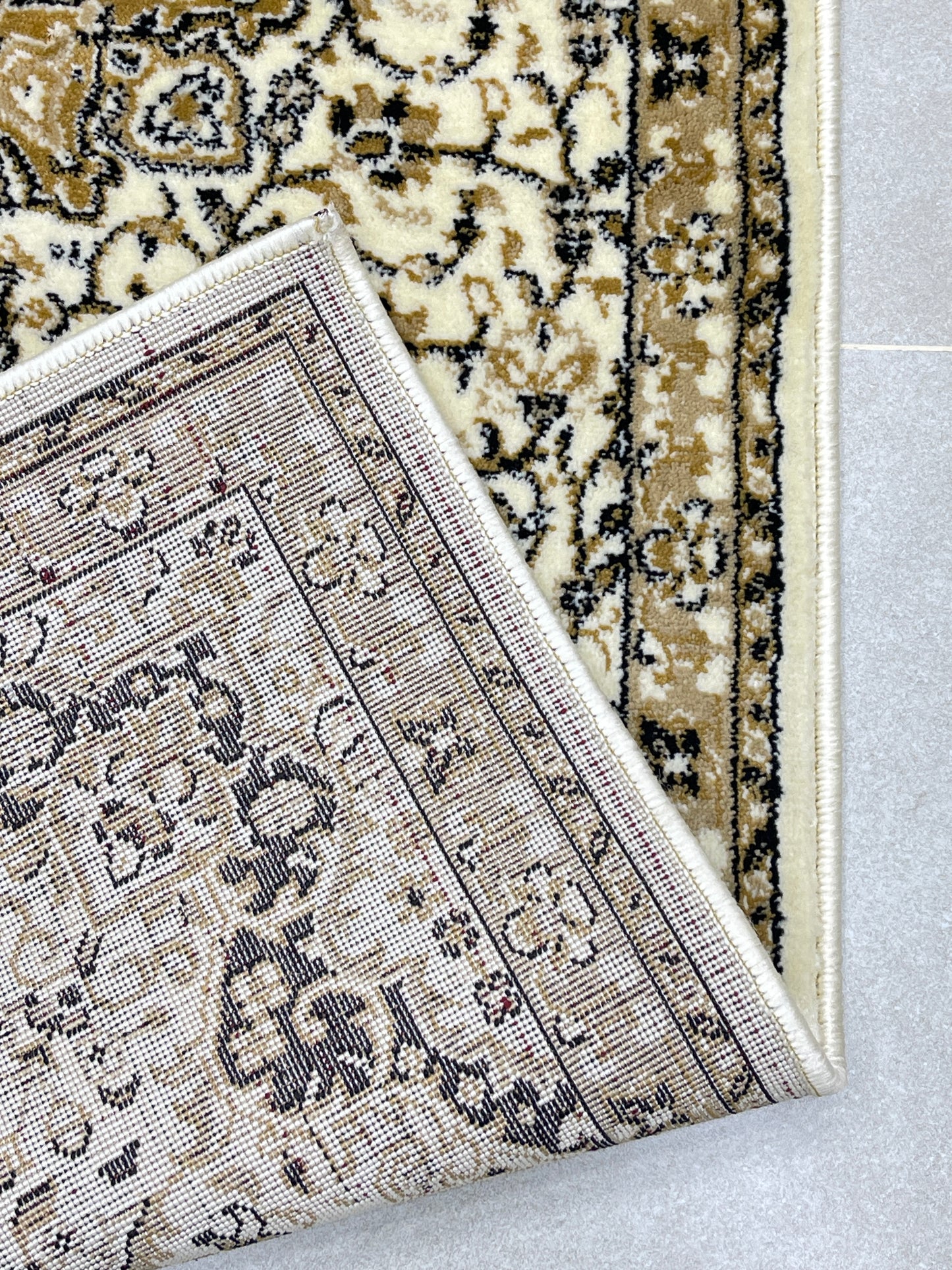 Off white Persian Polypropylene Woven Rug.
 Size : 2.6 ft width x 6.6 ft length
 (80 cm x 200cm)