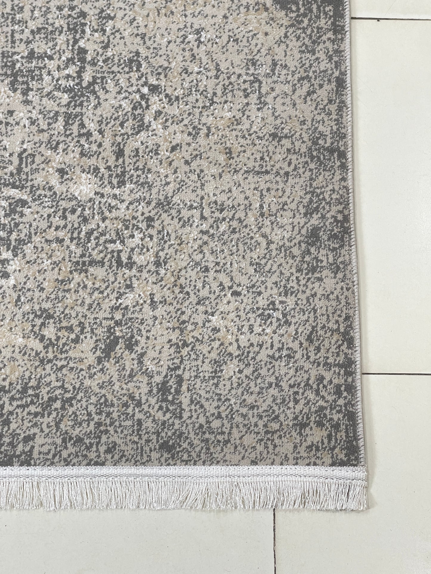 Irani viscose Rug , Woven Back Article-306-Grey Size : 3 ft width x 5 ft length (100 cm x 150cm)