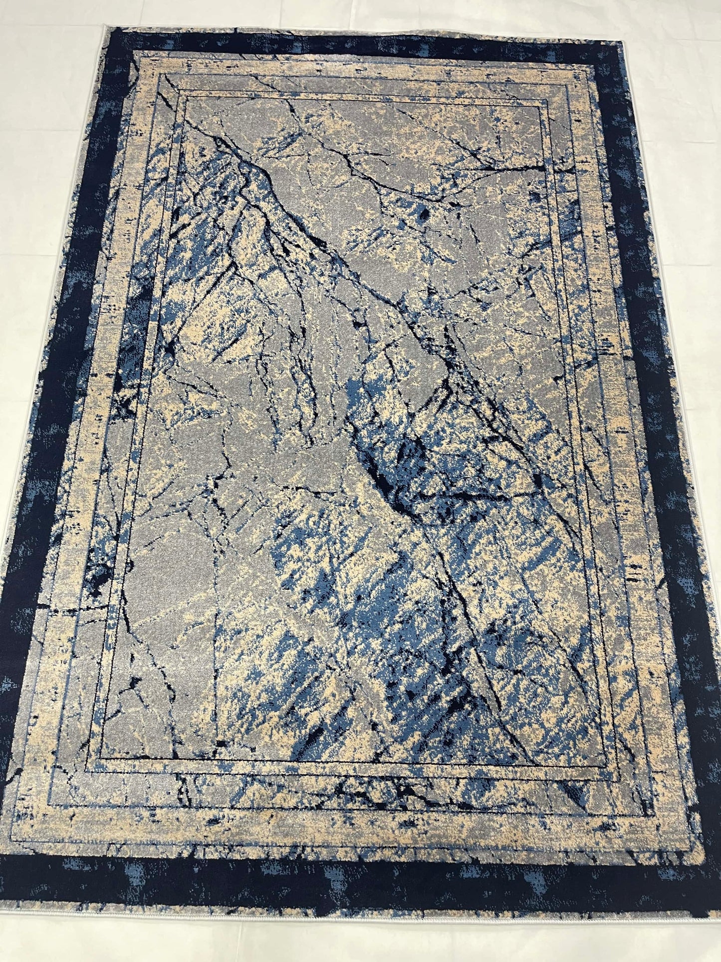 Modern  polypropylene Rug,back woven(Article-1302-Grey)
Size : 5ft width  x 7.3ft length (150cm x 220cm)