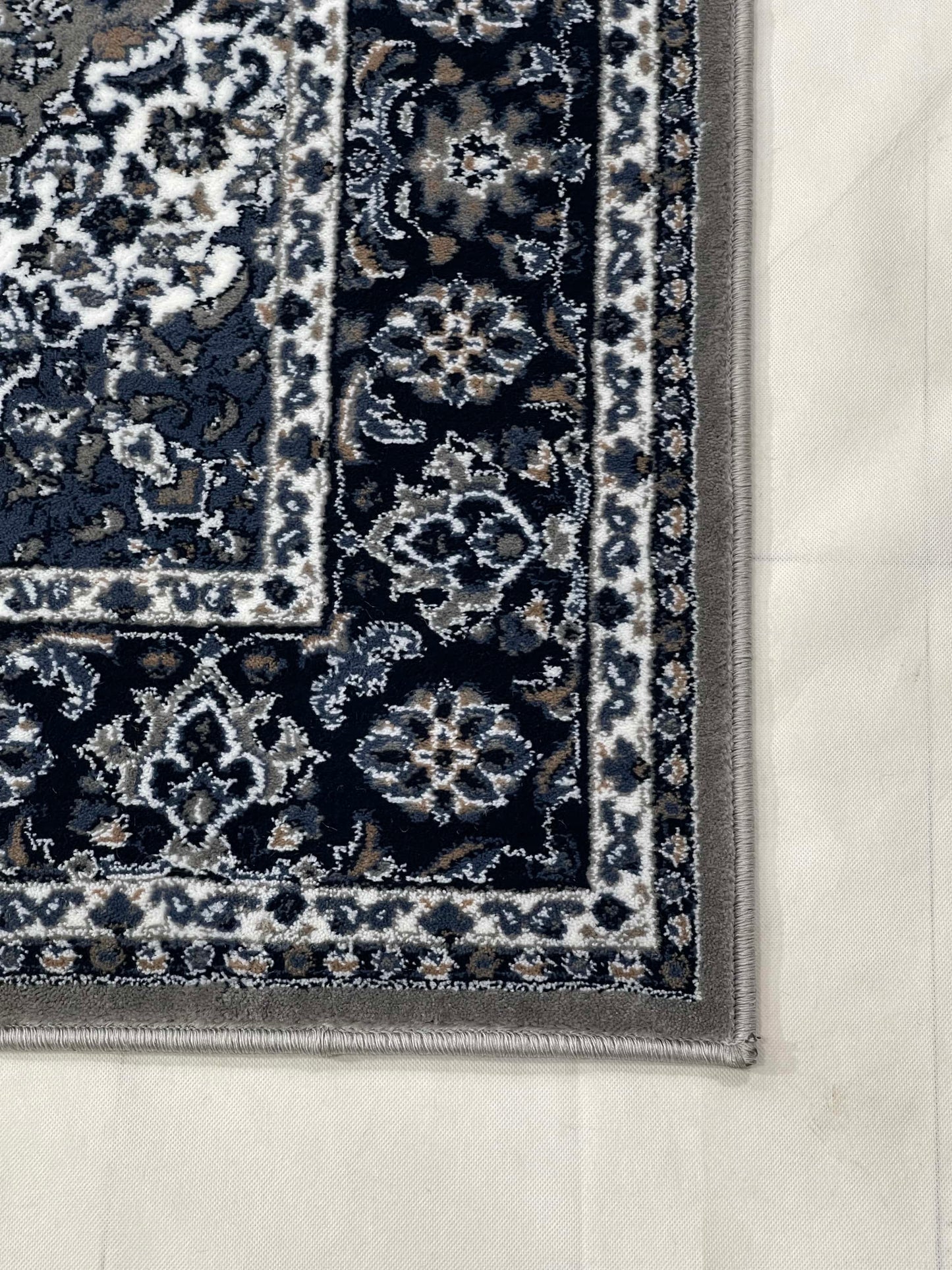 Persian polypropylene Rug,back woven(Article-01-Grey)
Size : 6.6 ft width x 9.6 ft length (200cm x 290cm)