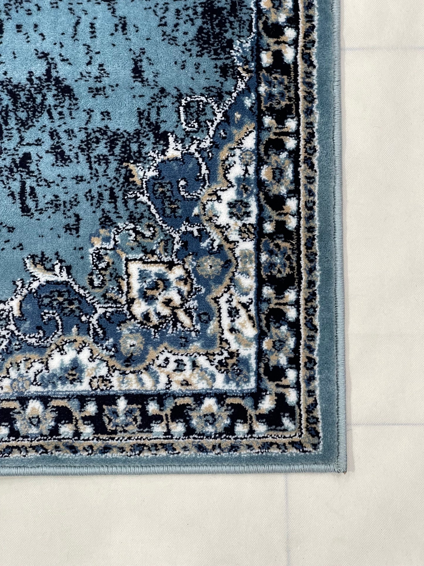 Feroze Persian Polypropylene Woven Rug.  Size : 2.6 ft width x 6.6 ft length  (80 cm x 200cm)