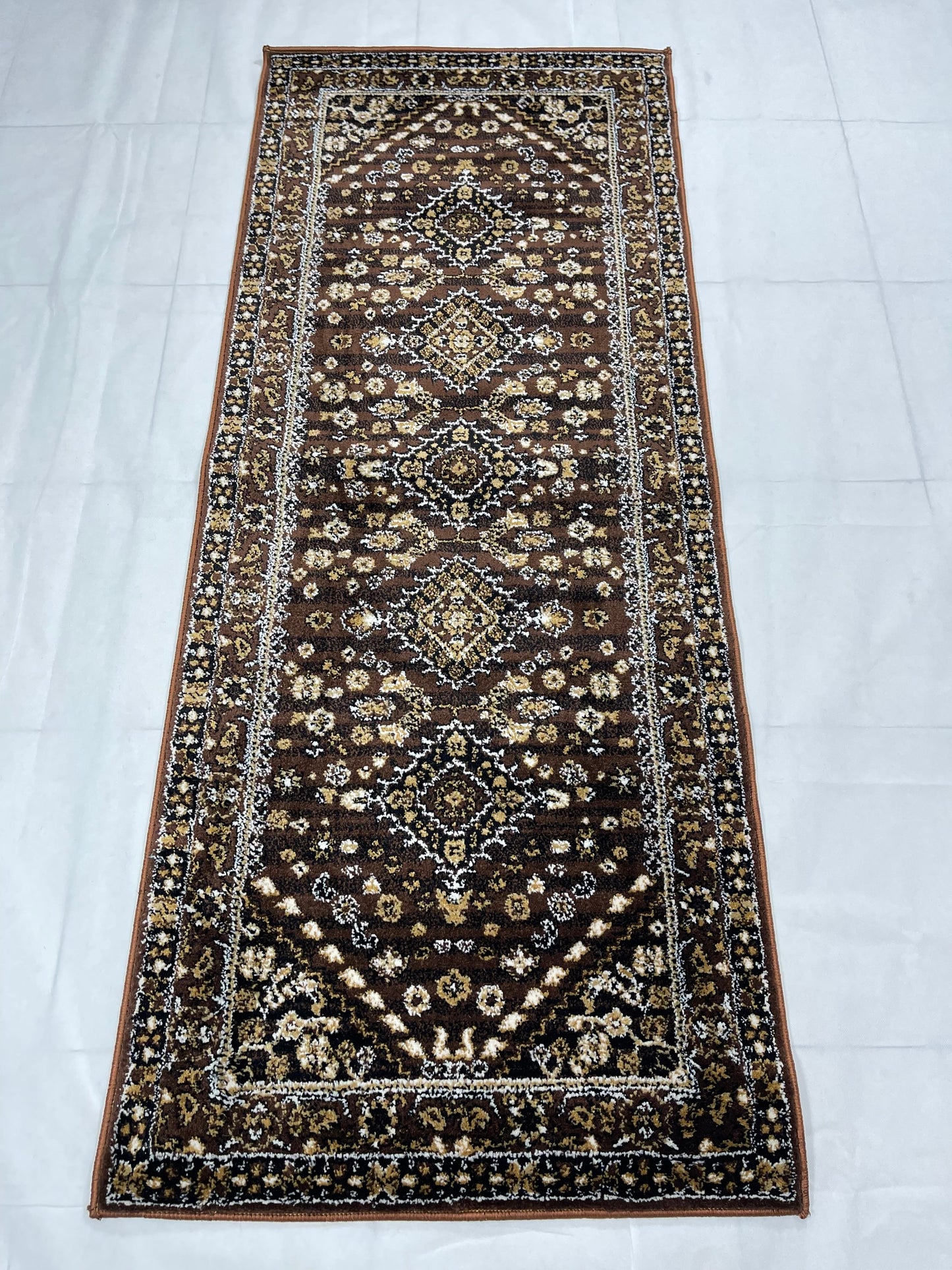 Brown  Persian Polypropylene Woven Rug.  Size : 2.6 ft width x 6.6 ft length  (80 cm x 200cm)