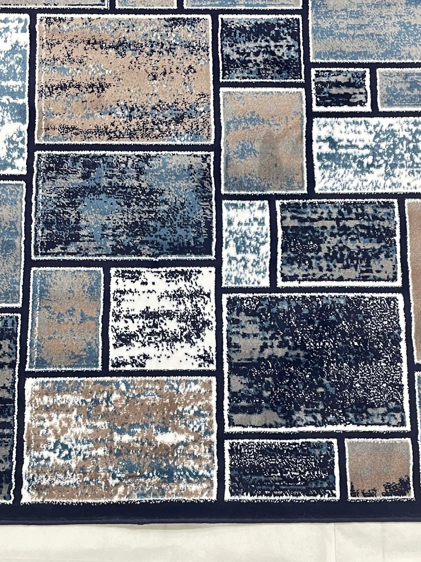 Modern polypropylene Rug,back woven(Article-670-Blue)
Size : 5ft width  x 7.3ft length (150cm x 220cm)