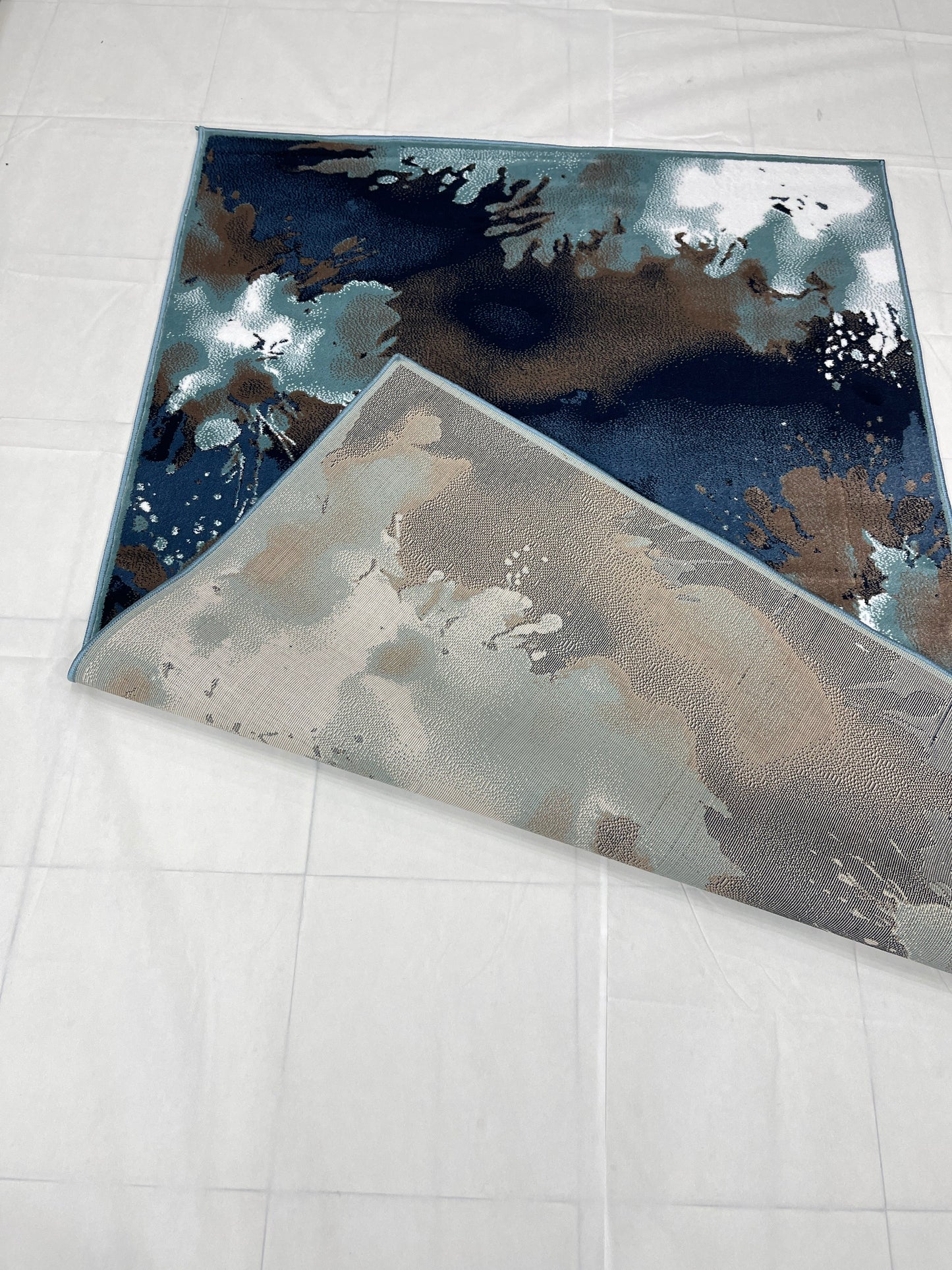 Modern polypropylene Rug,back woven(Article-6513-Feroze)
Size : 5ft width  x 7.3ft length (150cm x 220cm)