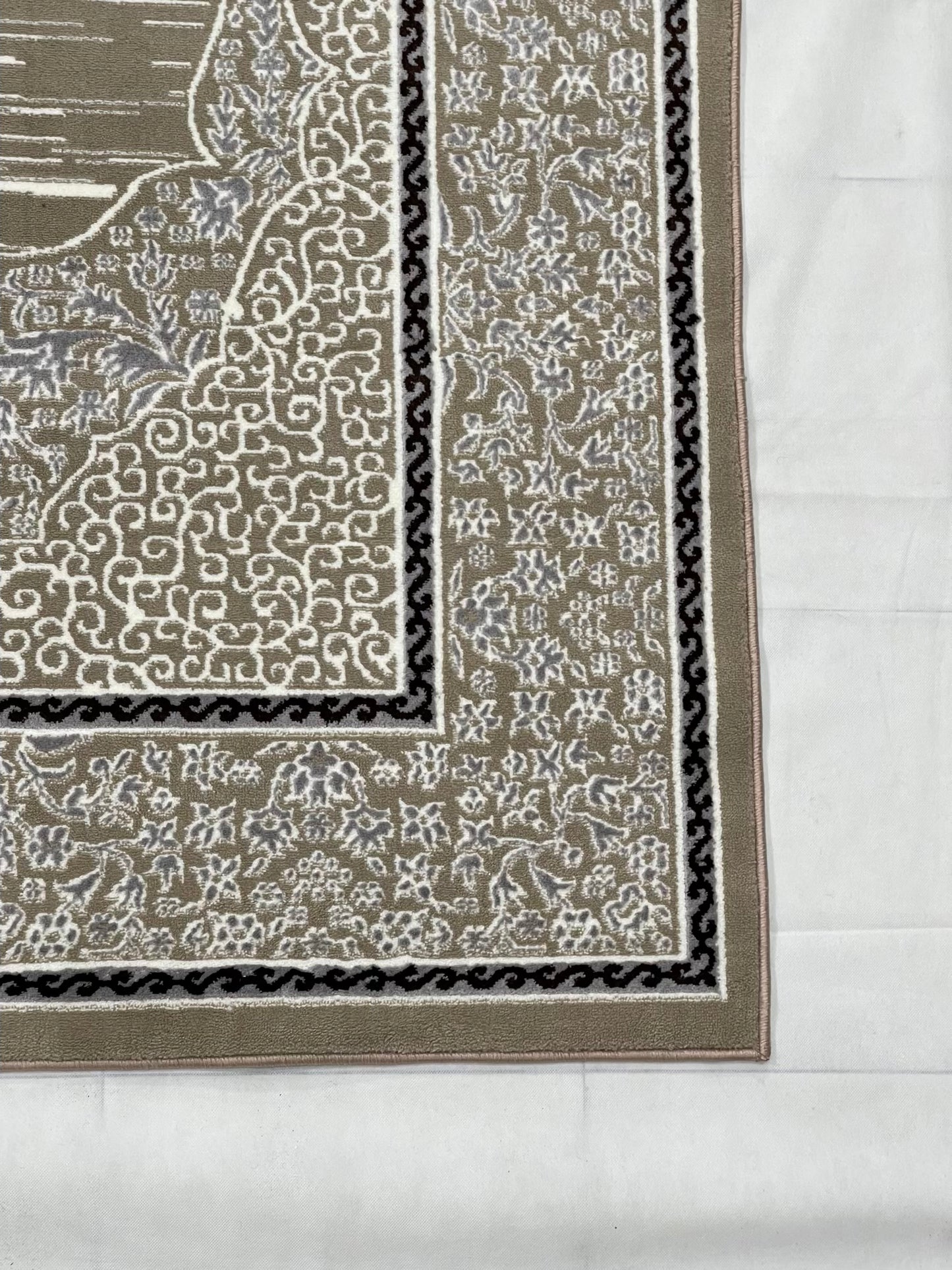 Polyester Silk.(Article-2573-Cream , white  ) Size : 6.6 ft width x 9.6 ft length ( 200 cm x 290 cm)