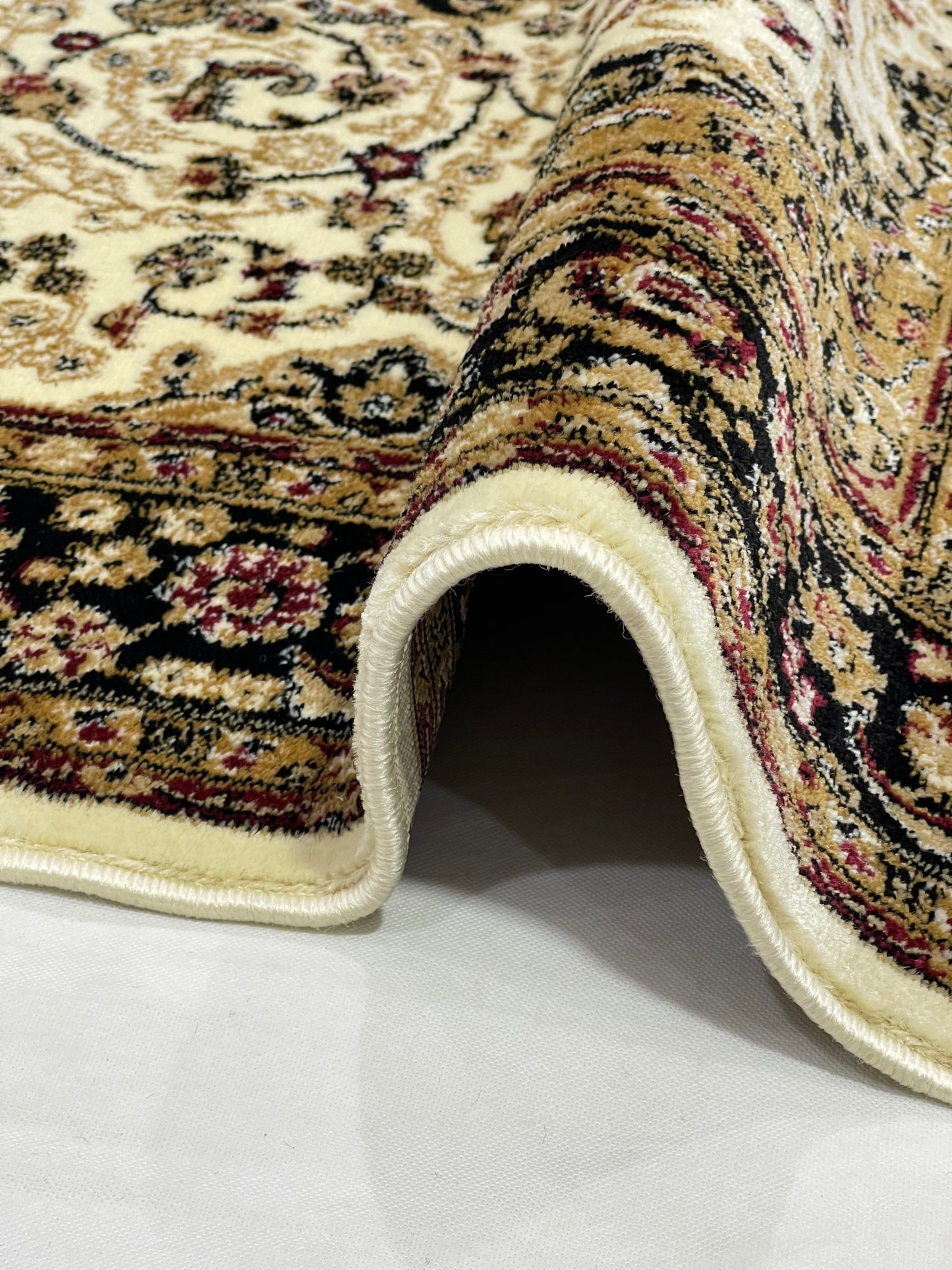 Persian  Polypropylene Rug,back woven(Article-19-Off white)
Size : 5ft width  x 7.3ft length (150cm x 220cm)