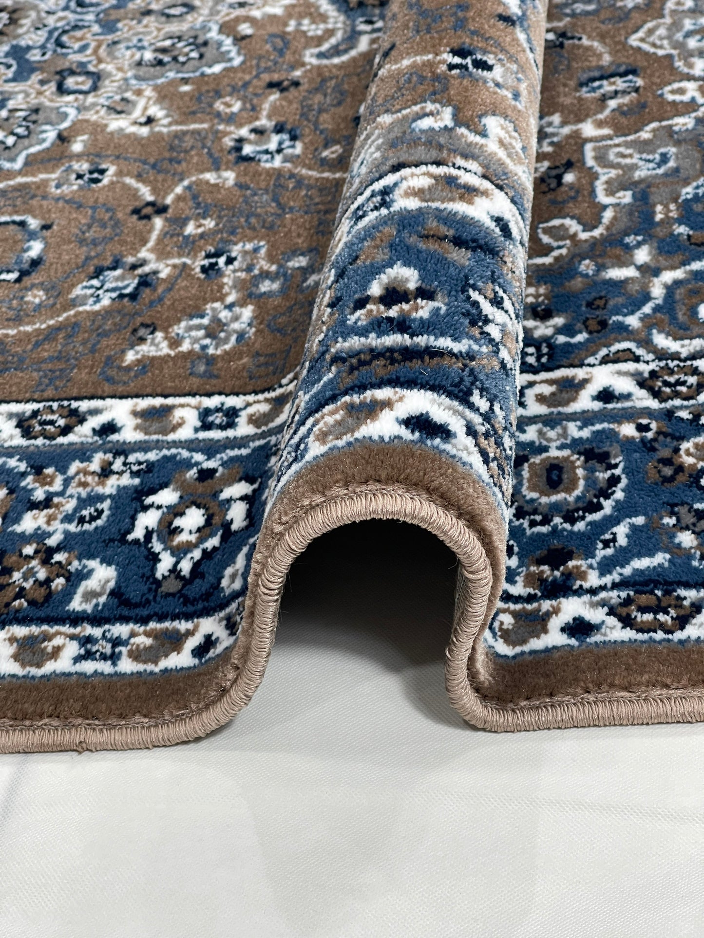 Persian polypropylene Rug,back woven(Article-19-Mink)
5 ft width x 7.3 ft length