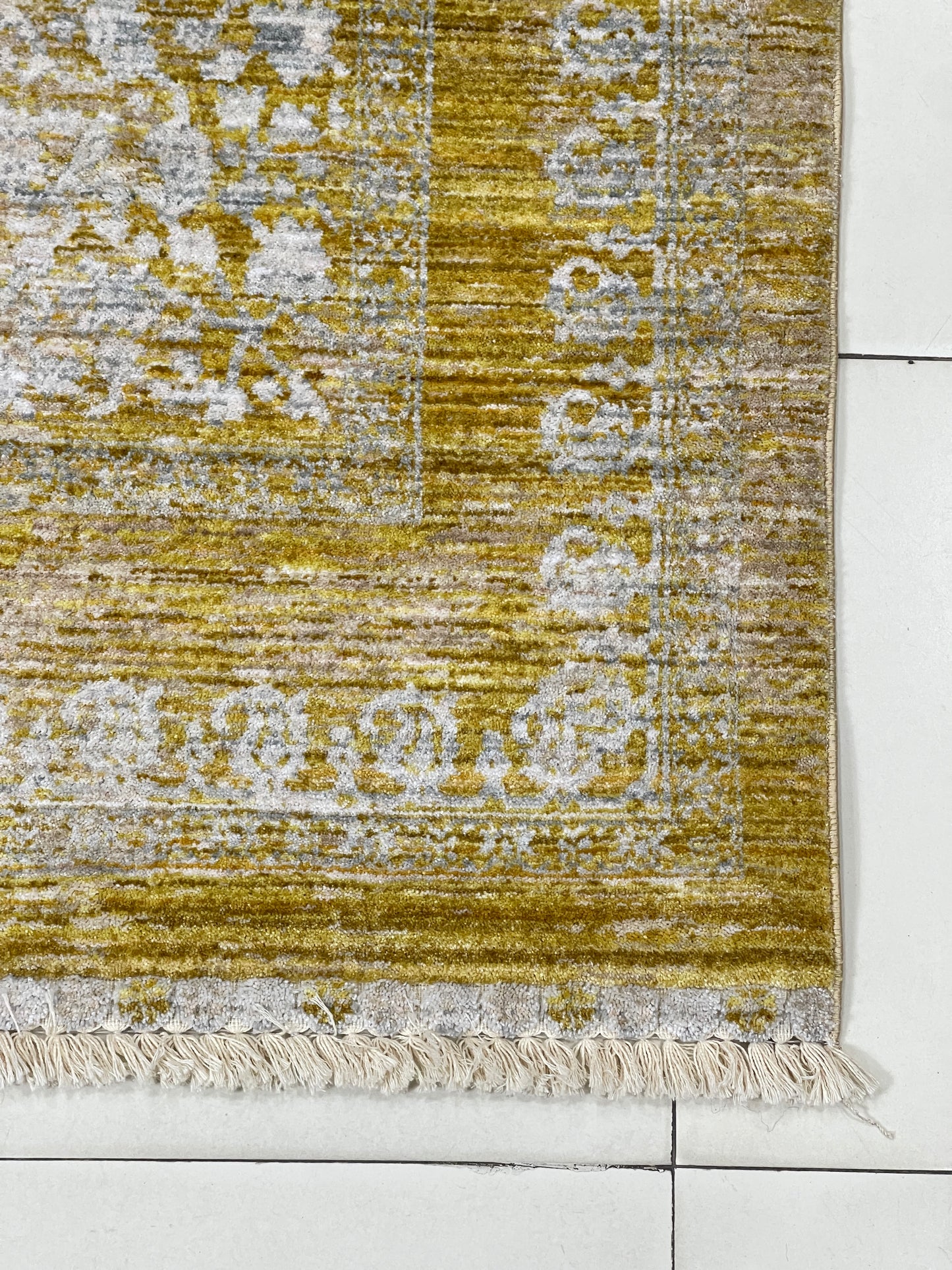 Turkish viscose Rug , Woven Back
Article-313-Yellow 
Size : 3 ft width x 5 ft length (100 cm x 150cm)