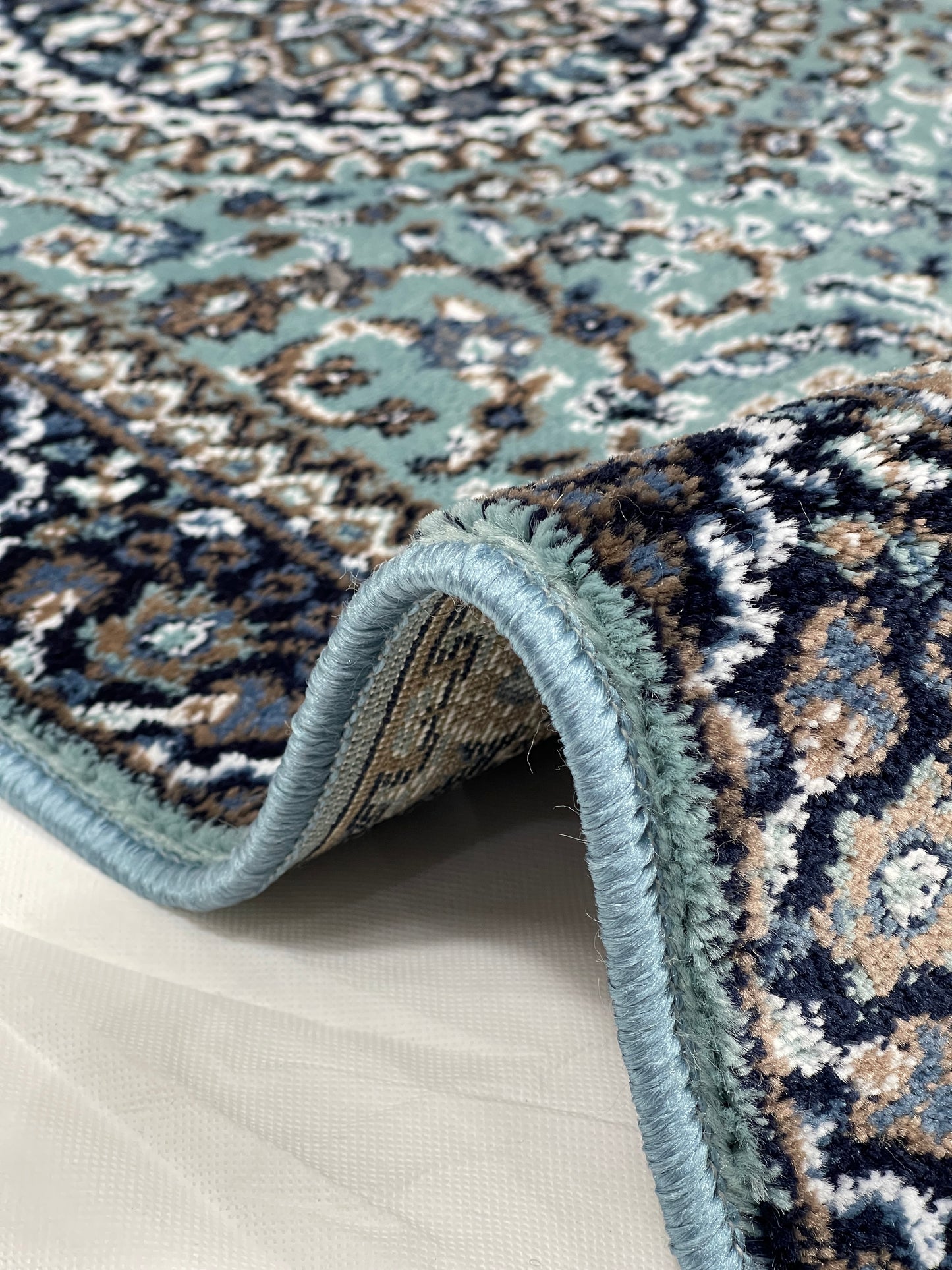Feroze Persian Polypropylene Woven Rug.
 Size : 2.6 ft width x 6.6 ft length
 (80 cm x 200cm)