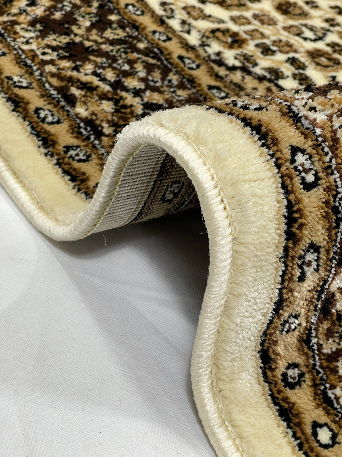 Persian polypropylene Rug,back woven(Article-04-Off white)