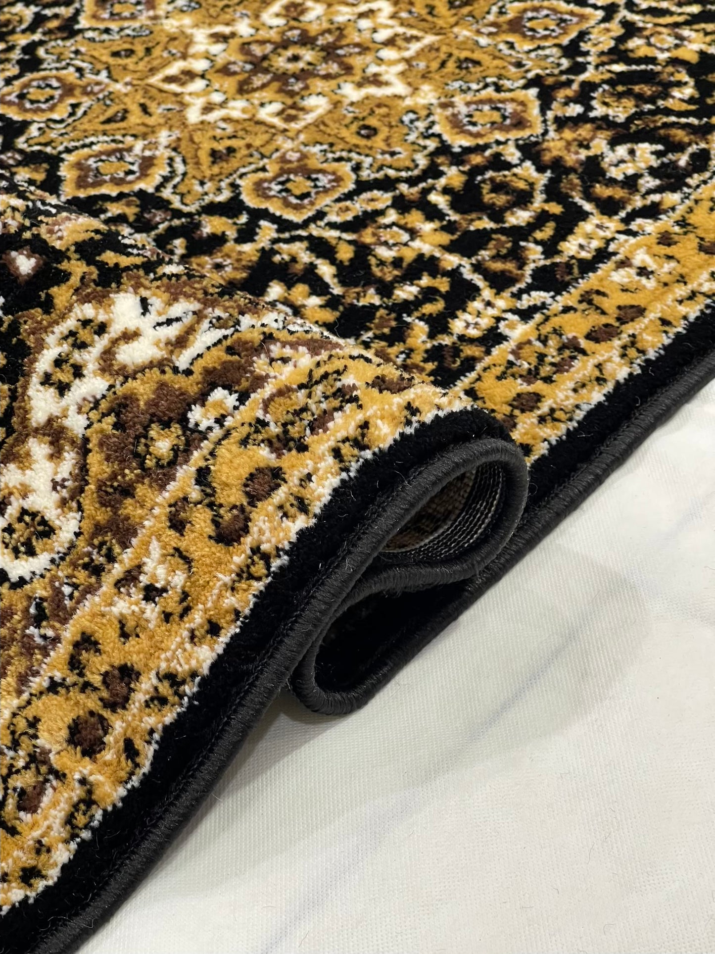 Black Persian Polypropylene Woven Runner.
Size : 2.6 ft width x 6.6 ft length 
( 80 cm x 200cm)