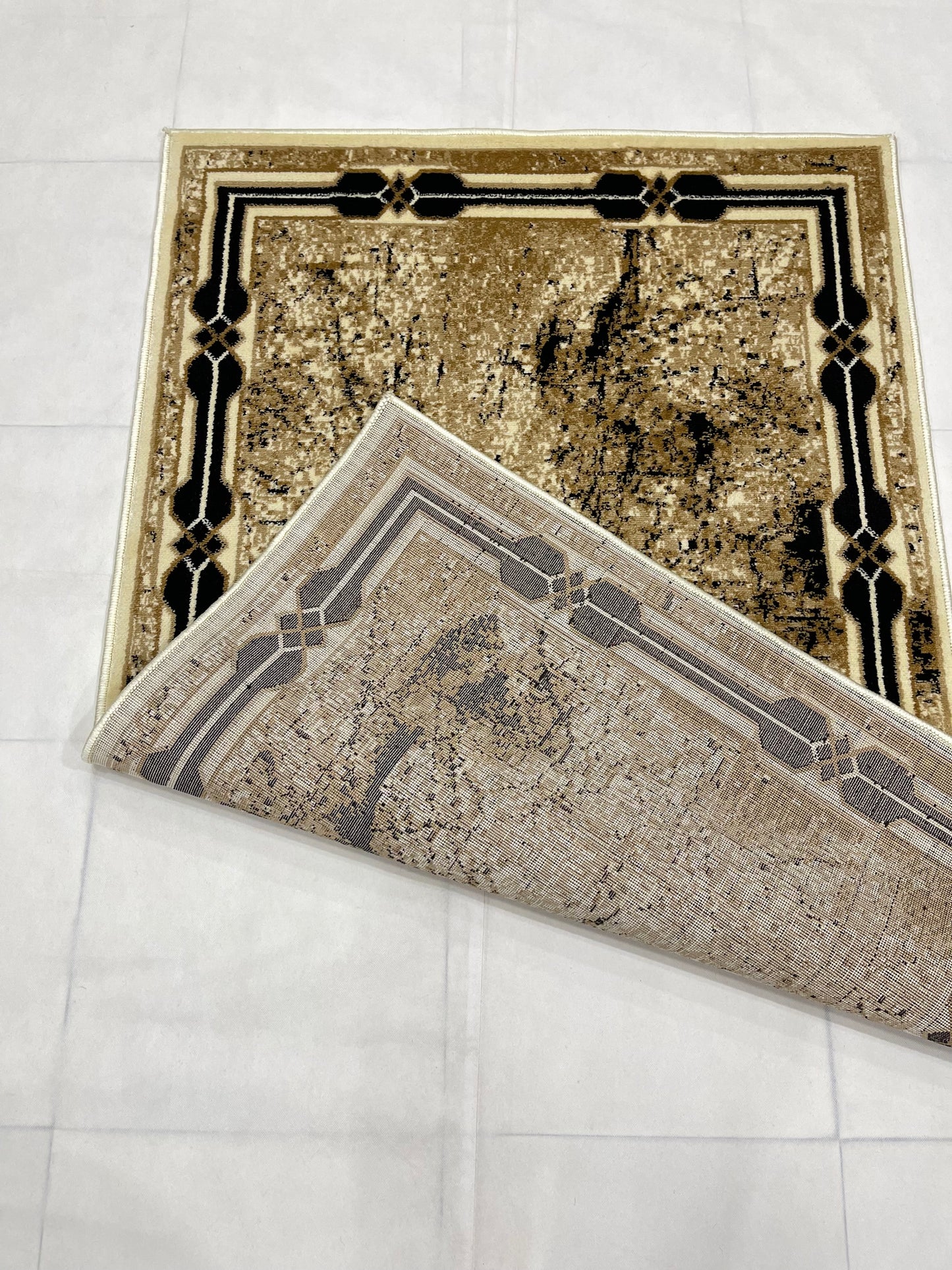 Modern Polypropylene Rug,Woven Back
(Article-68-Beige)
Size : 3 ft width x 5 ft length (100cm x 150 cm)