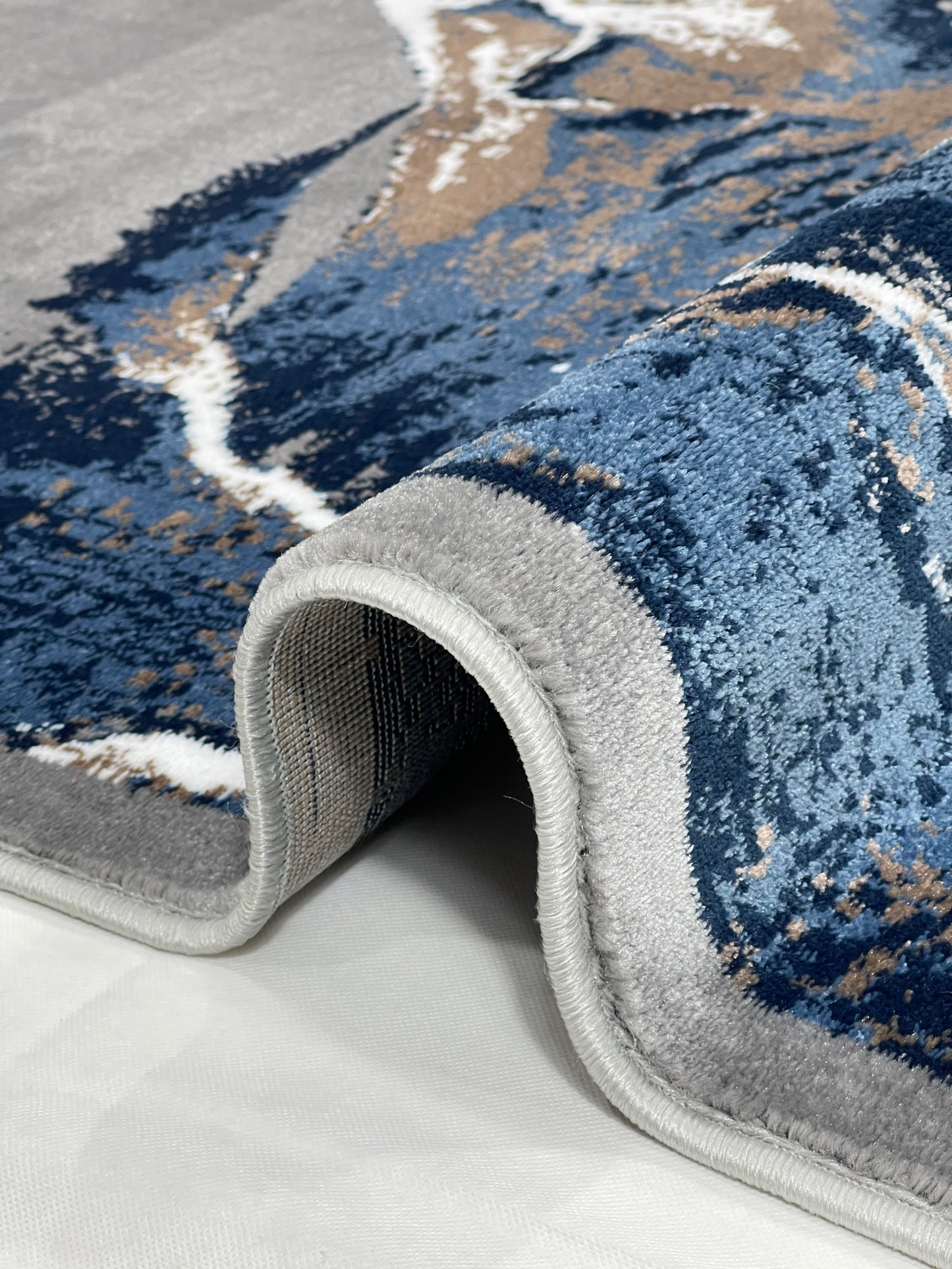 Modern polypropylene Rug,back woven(Article-304-Grey)