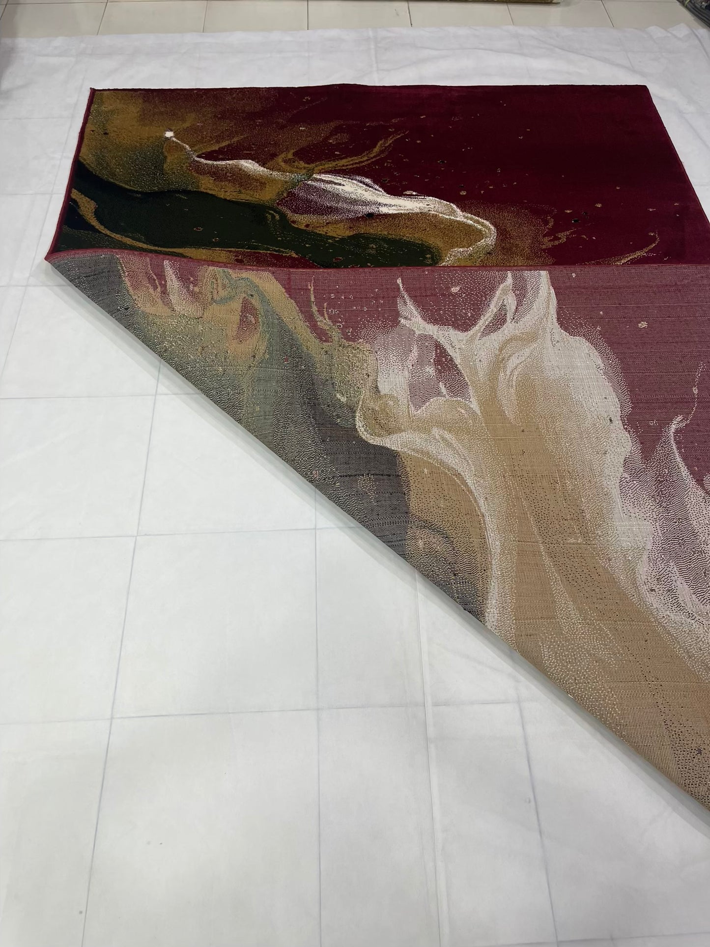 Modern  polypropylene Rug,back woven(Article-1179-Red)
Size : 6.6 ft width x 9.6 ft length (200cm x 290cm)