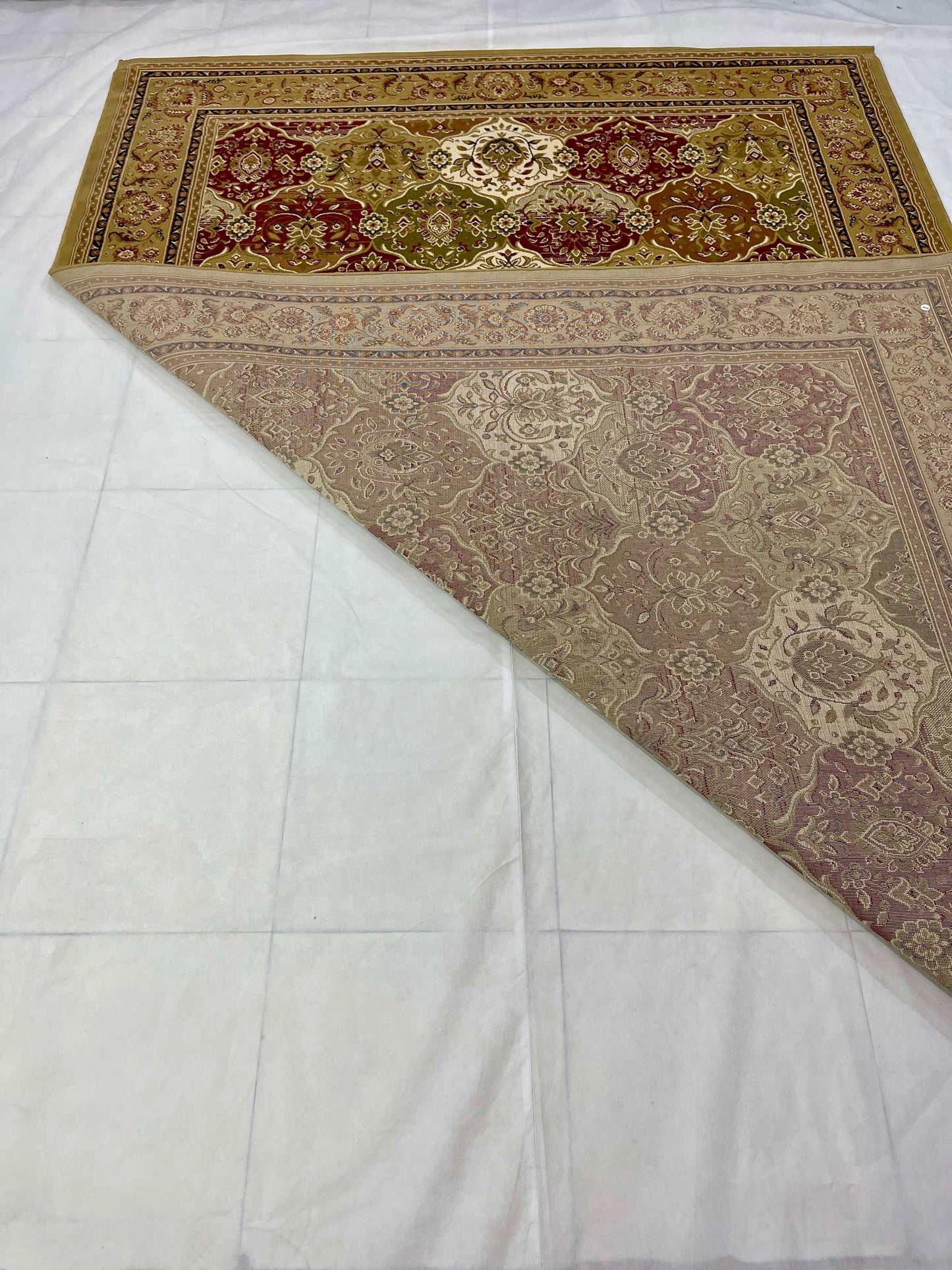 Persian Vintage Rug,back woven(Article-811-Beige)
Size : 6.6 ft width x 9.6 ft length (200cm x 290cm)