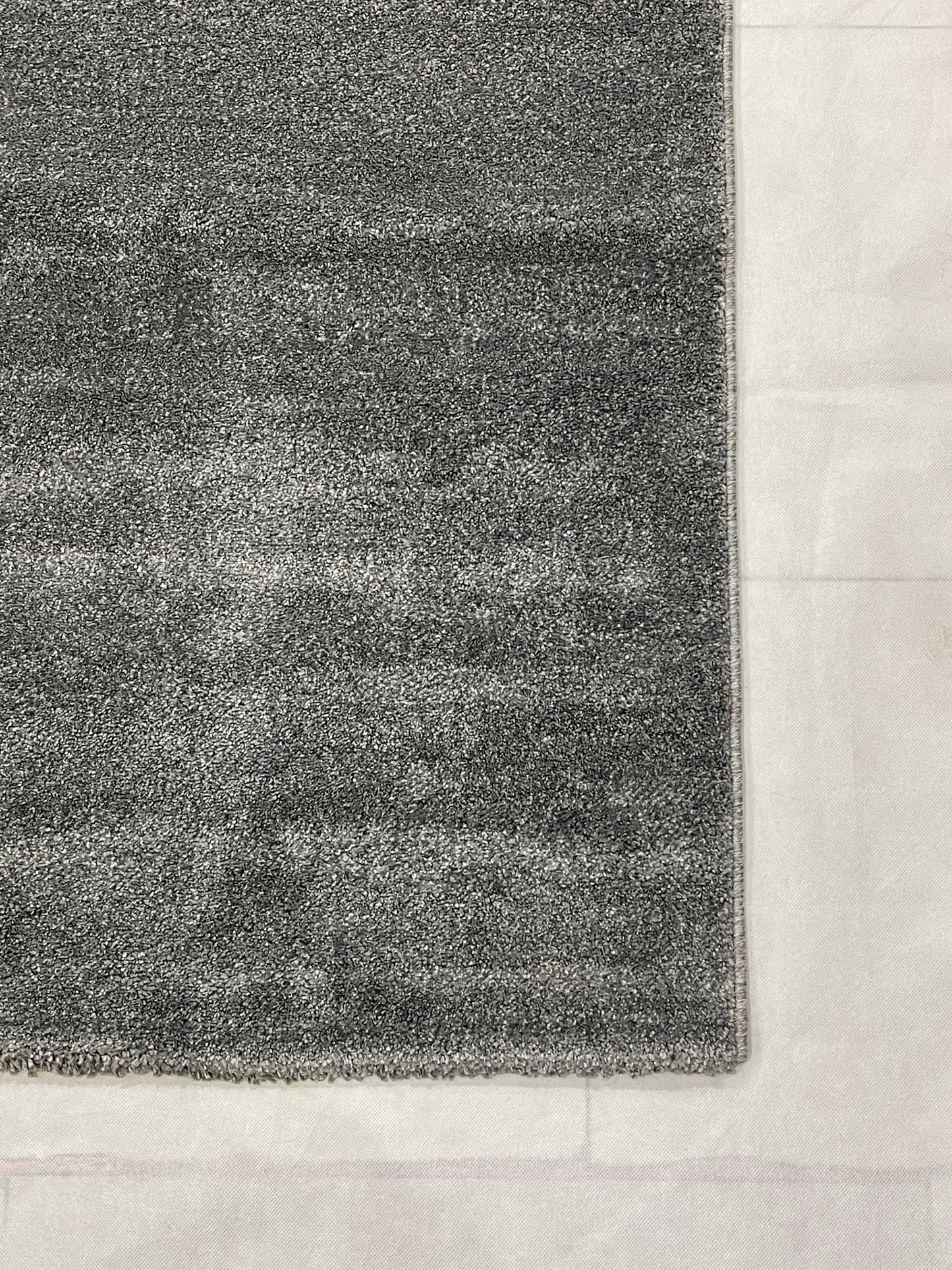 New Turkish Vintage Silky Woven Rug.
Article-1802-Grey
 Size : 5.3 ft width x 7.8 ft length
(160 cm x 230 cm)