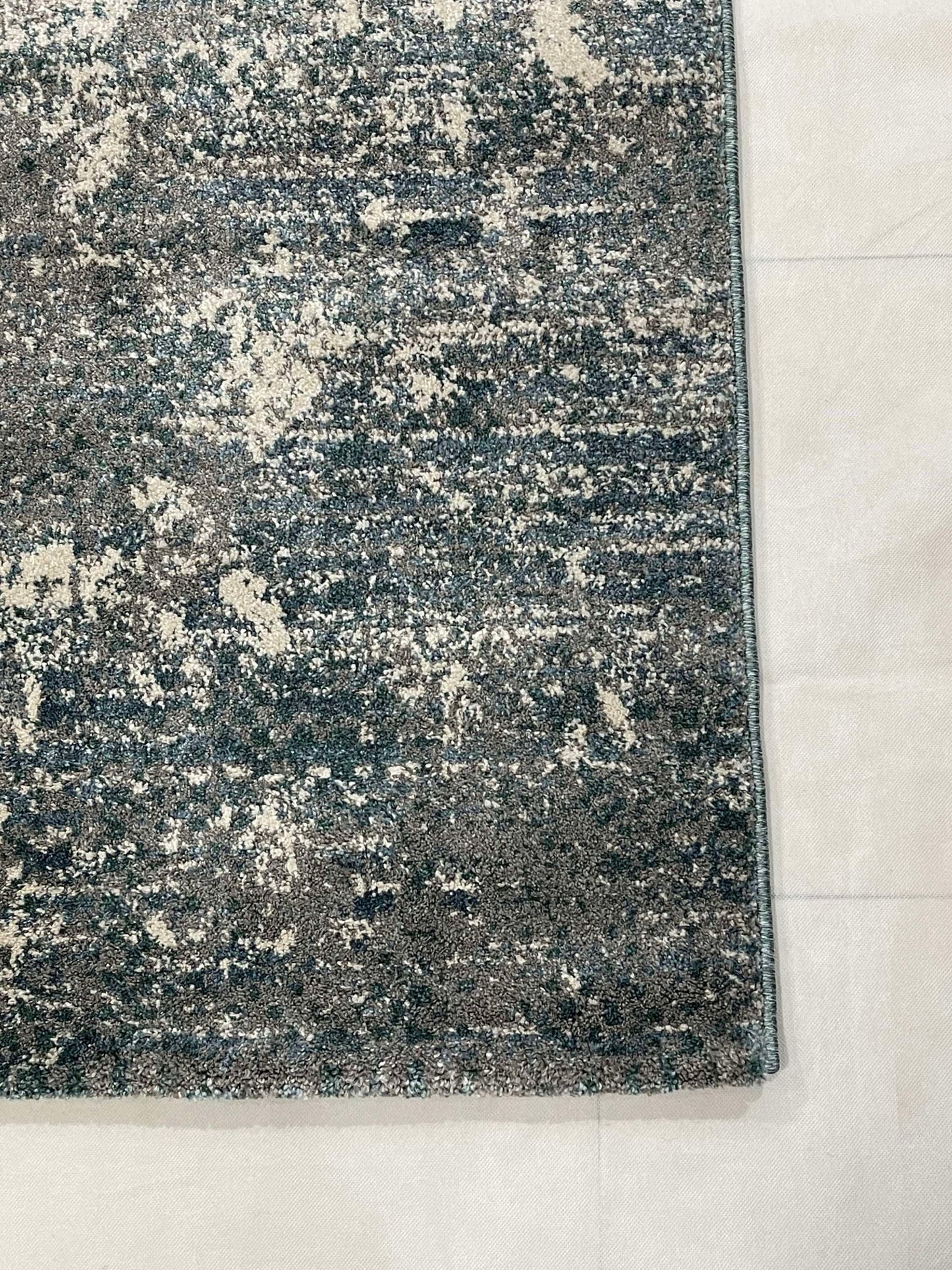 New Turkish Vintage Silky Woven Rug.
Article-1805-grey , light Feroze
 Size : 5.3 ft width x 7.8 ft length
(160 cm x 230 cm)