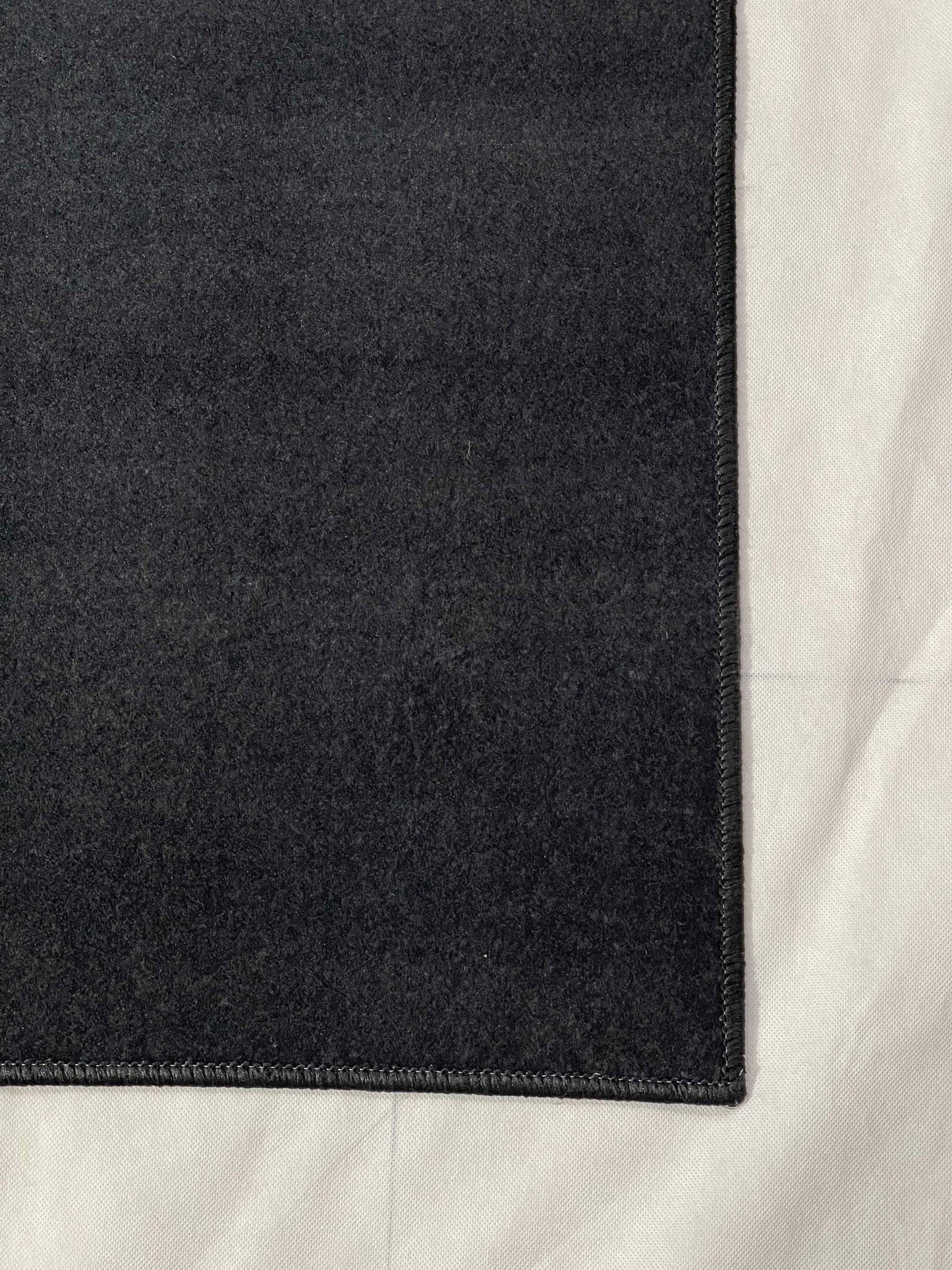 TPR Non Woven Rugs For Kids Room
Article-51-Black &amp; Green