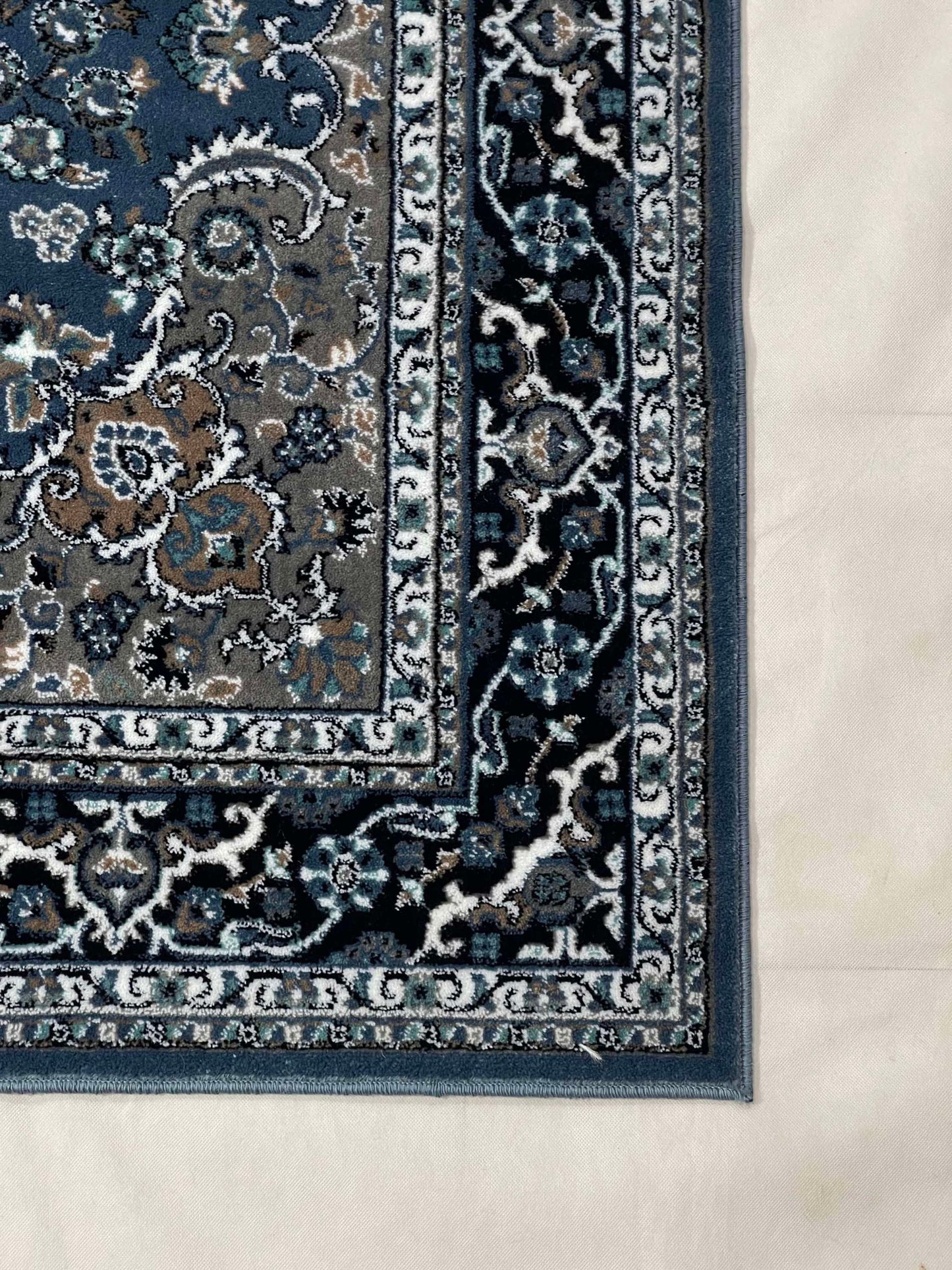 Persian  polypropylene Rug,back woven(Article-1078-Blue)
Size : 6.6 ft width x 9.6 ft length (200cm x 290cm)