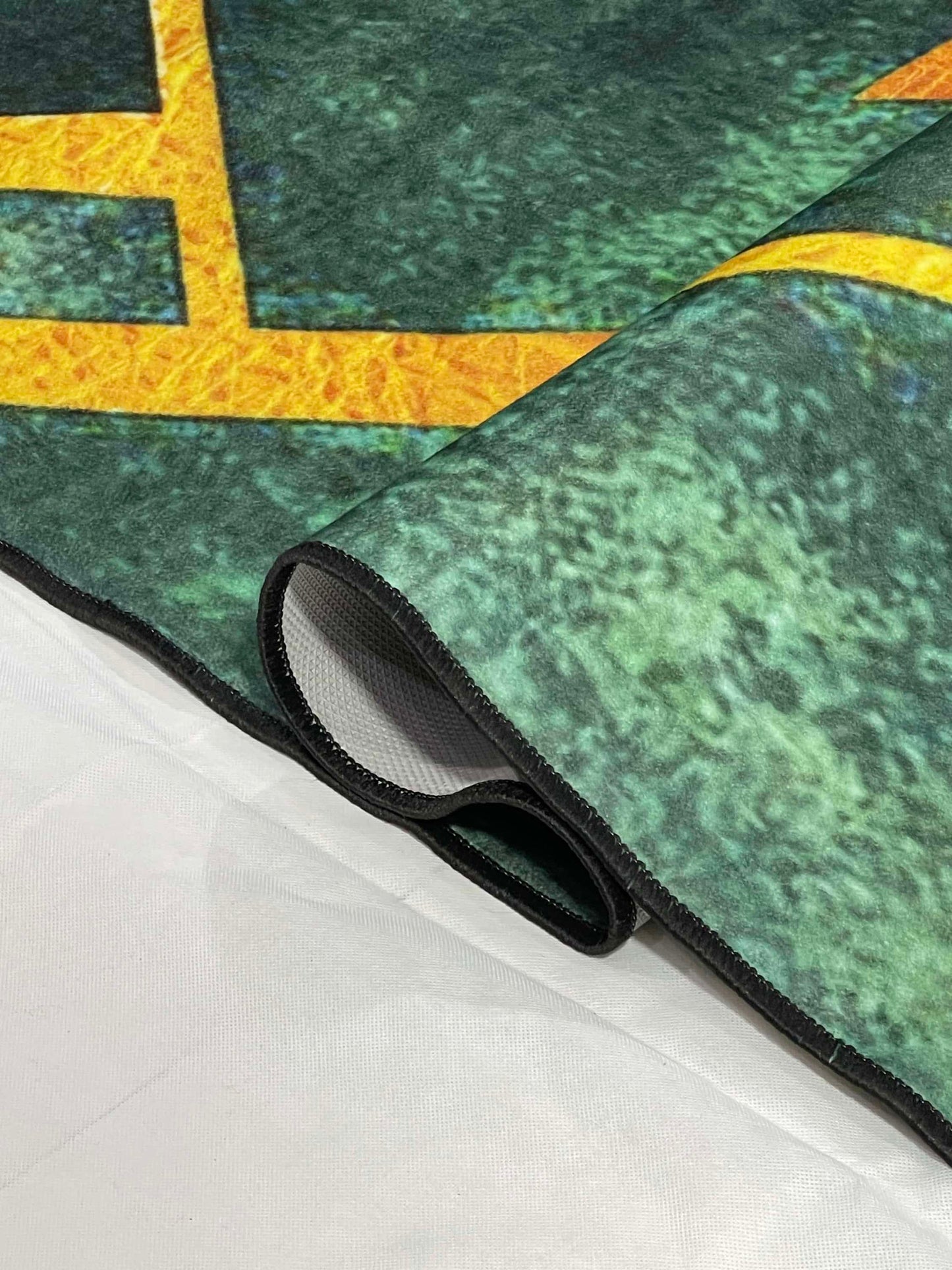 Modern Non-Woven TPR Anti Slip Rug.
Size : 5ft width  x 7.8ft length (150cm x 230cm)
Article-2703-Green